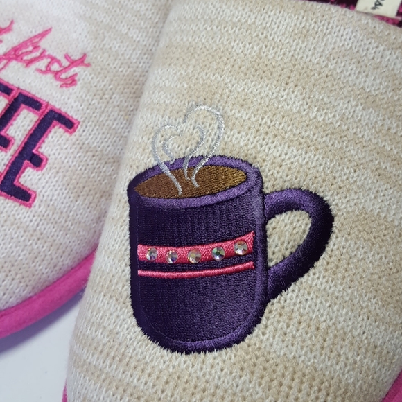 NWT women's but first coffee slippers set sz. XL - Picture 5 of 8